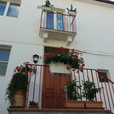 Casa Fermina A 5 Minuti Da Sulmona Дом отдыха